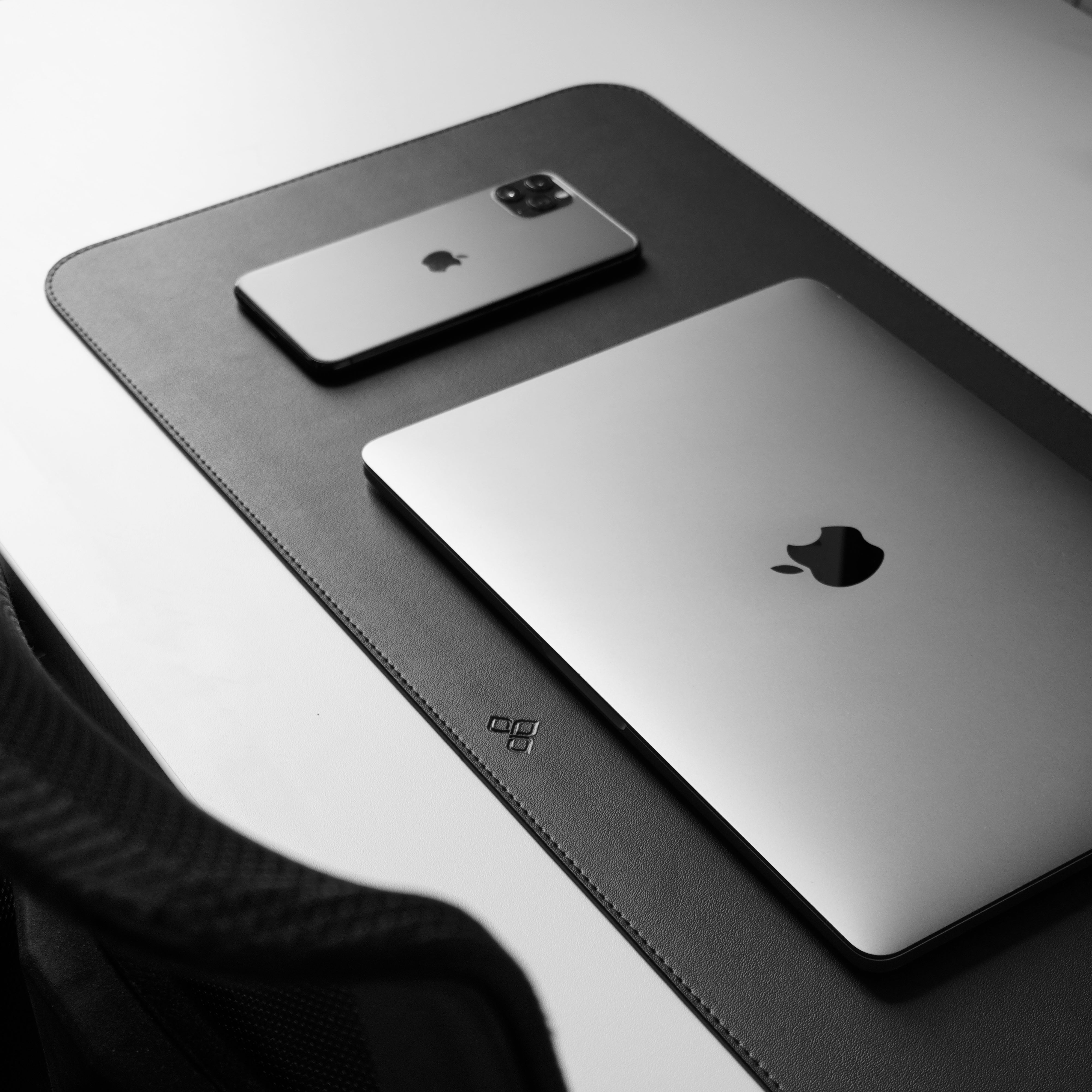 Deskpad M - Outlet