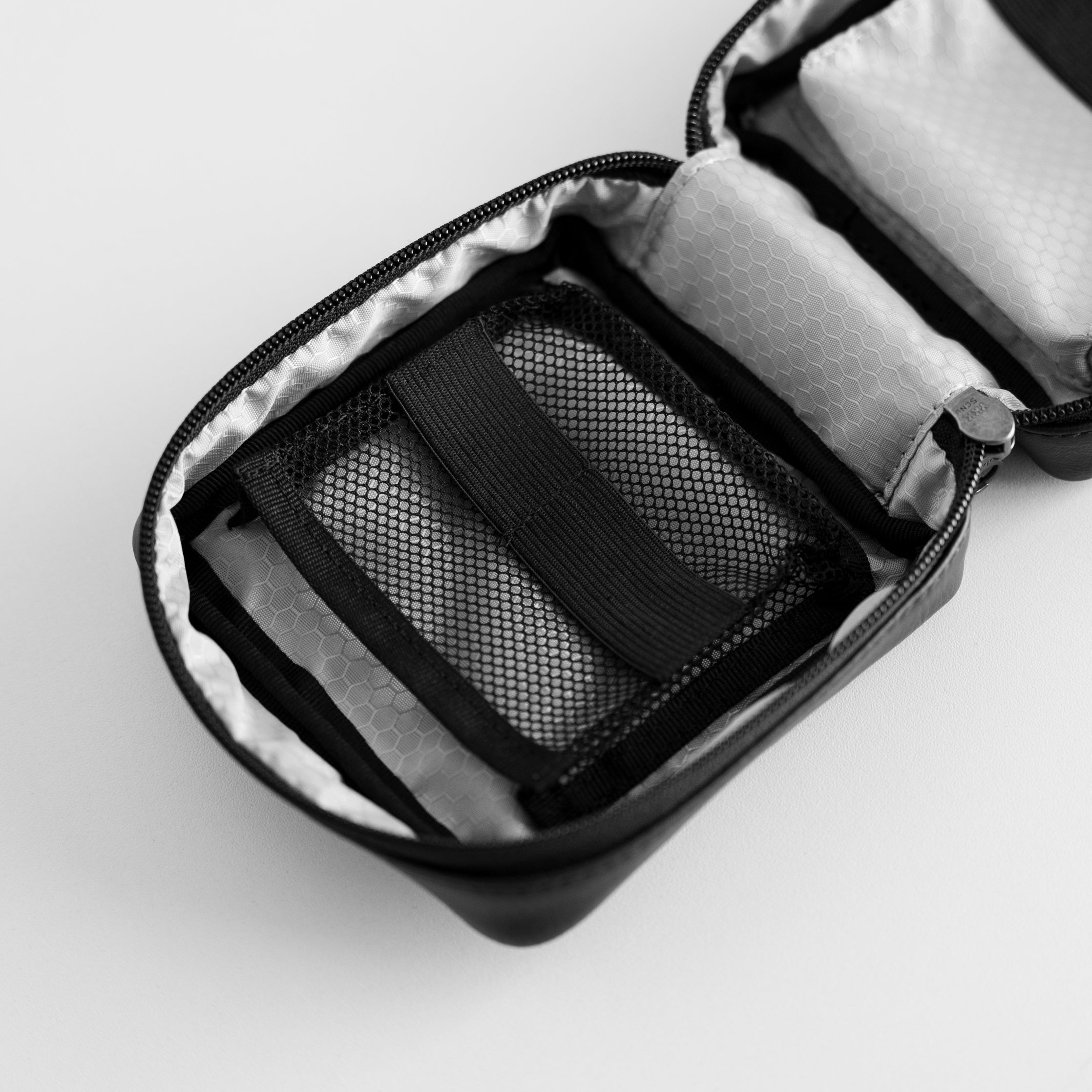 Nomad Case Mini